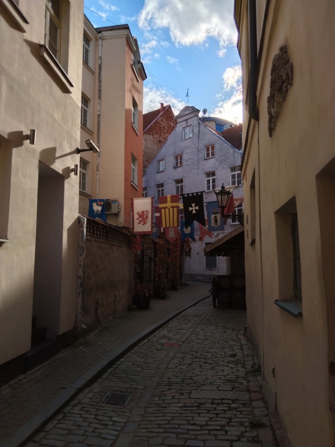 https://ic.pics.livejournal.com/cosmomarmots/76512026/1153621/1153621_900.jpg
