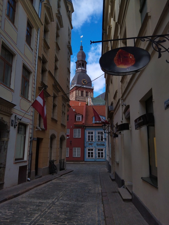 https://ic.pics.livejournal.com/cosmomarmots/76512026/1153919/1153919_900.jpg