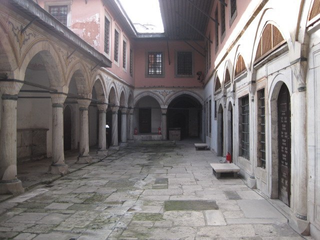https://ic.pics.livejournal.com/cosmomarmots/76512026/289885/289885_900.jpg
