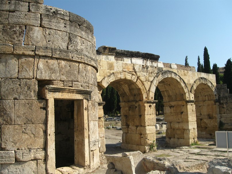 https://ic.pics.livejournal.com/cosmomarmots/76512026/301732/301732_900.jpg