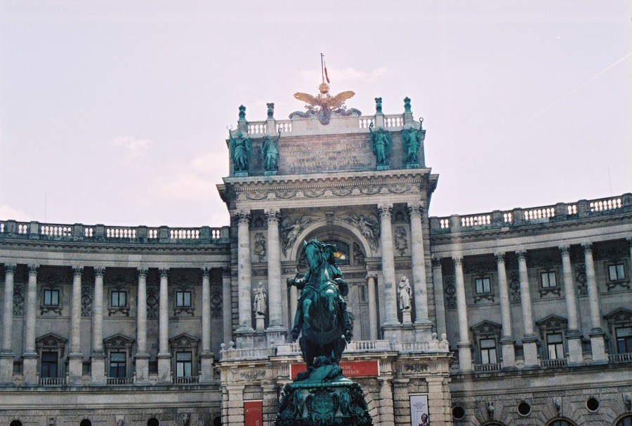https://ic.pics.livejournal.com/cosmomarmots/76512026/501318/501318_900.jpg