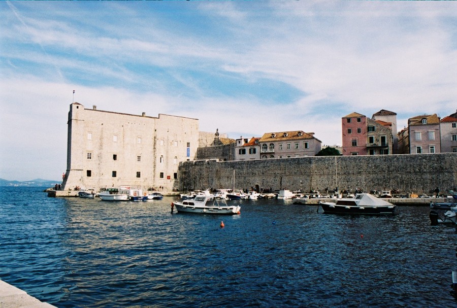 https://ic.pics.livejournal.com/cosmomarmots/76512026/88306/88306_900.jpg