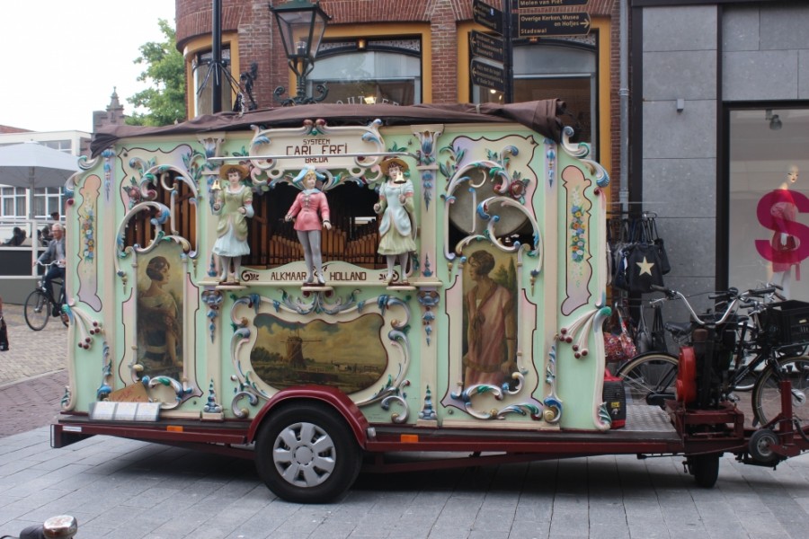 https://ic.pics.livejournal.com/cosmomarmots/76512026/665147/665147_900.jpg