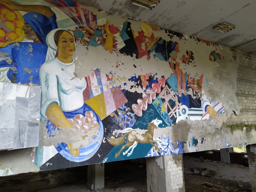 https://ic.pics.livejournal.com/cosmomarmots/76512026/1000371/1000371_900.jpg
