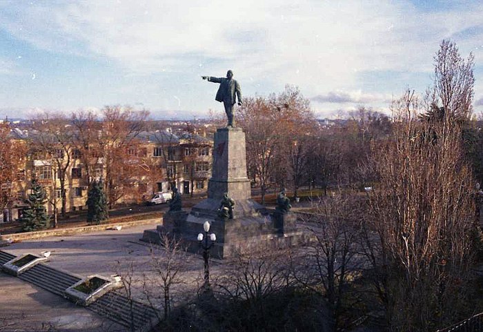https://ic.pics.livejournal.com/cosmomarmots/76512026/1176230/1176230_900.jpg