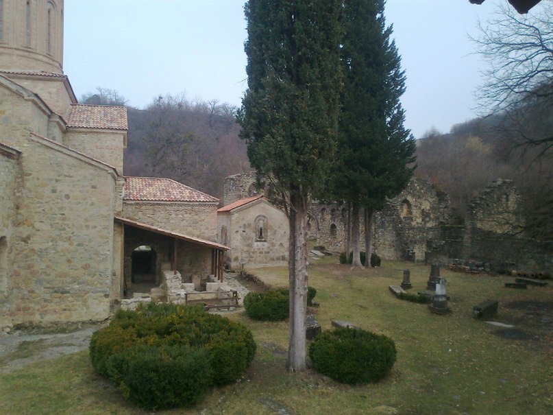 https://ic.pics.livejournal.com/cosmomarmots/76512026/135937/135937_900.jpg