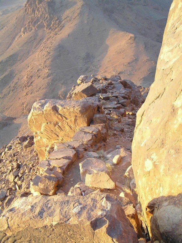 https://ic.pics.livejournal.com/cosmomarmots/76512026/178351/178351_900.jpg